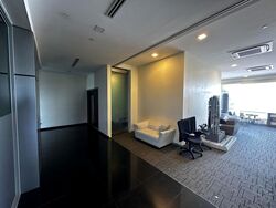 Fragrance Empire Building (D5), Office #624903531